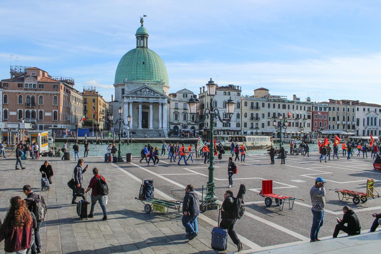 Centrale Mazzoni 15 Venedig Eksteriør billede